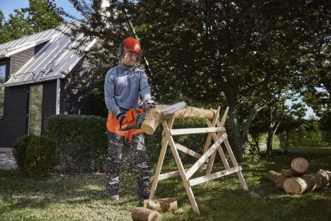 AKUMULATOROWA PILARKA 240I 16'