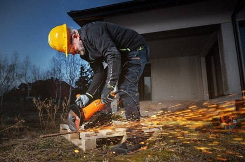 SZLIFIERKA KĄTOWA 3000W 230MM.