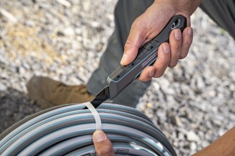 NÓŻ Z OSTRZEM ŁAMANYM 18MM PRO SAFETY
